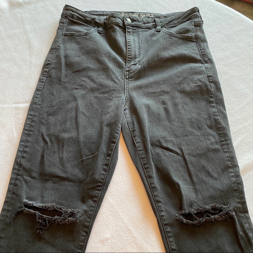 AE Super High-Rise Jeans w/ Holes in the Knees